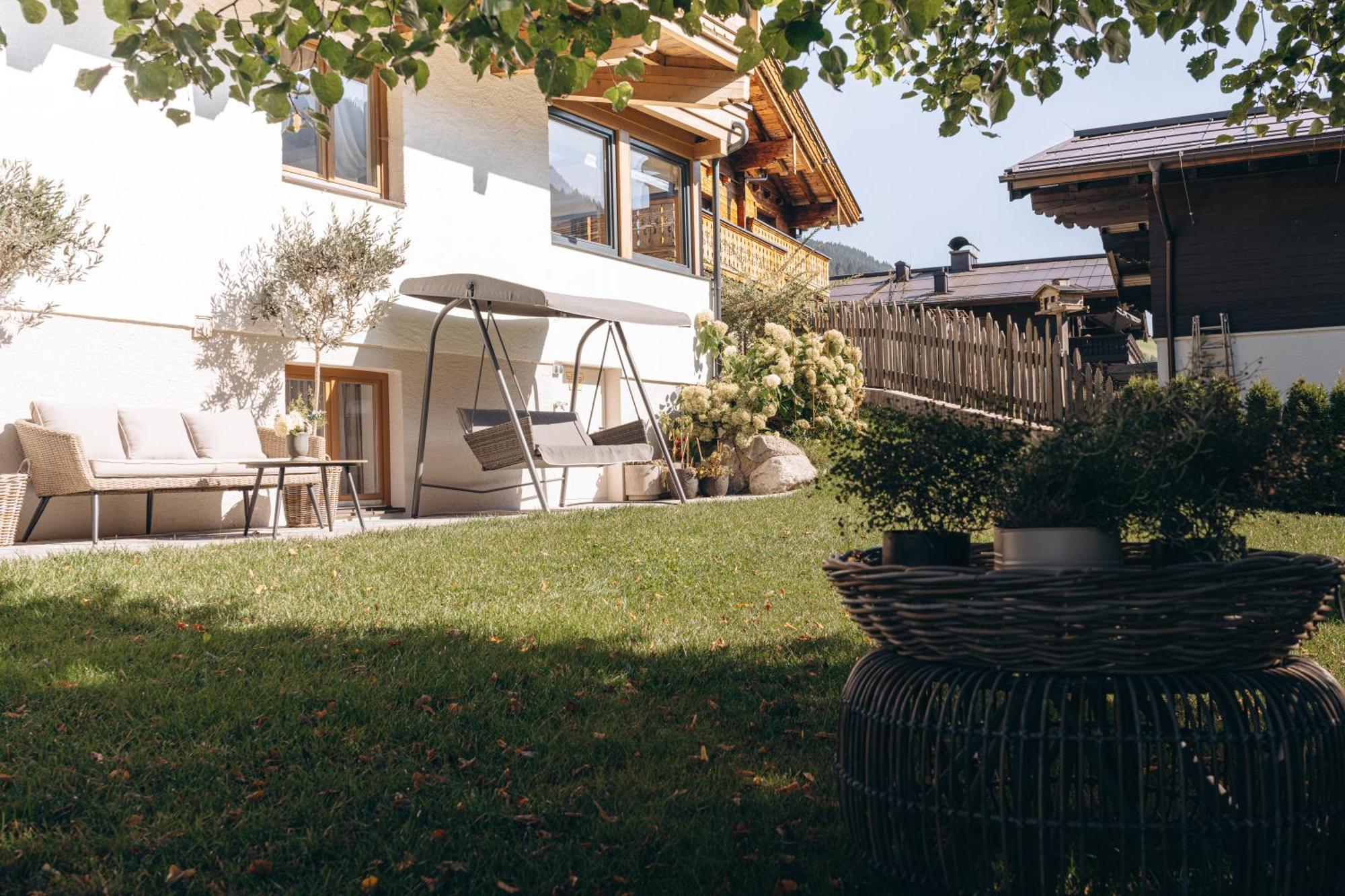 Bed and Breakfast Haus Spieleck à Saalbach-Hinterglemm Extérieur photo