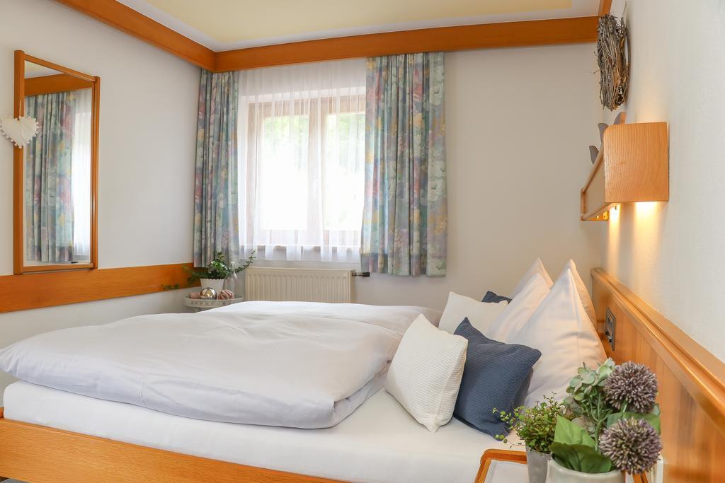 Bed and Breakfast Haus Spieleck à Saalbach-Hinterglemm Extérieur photo